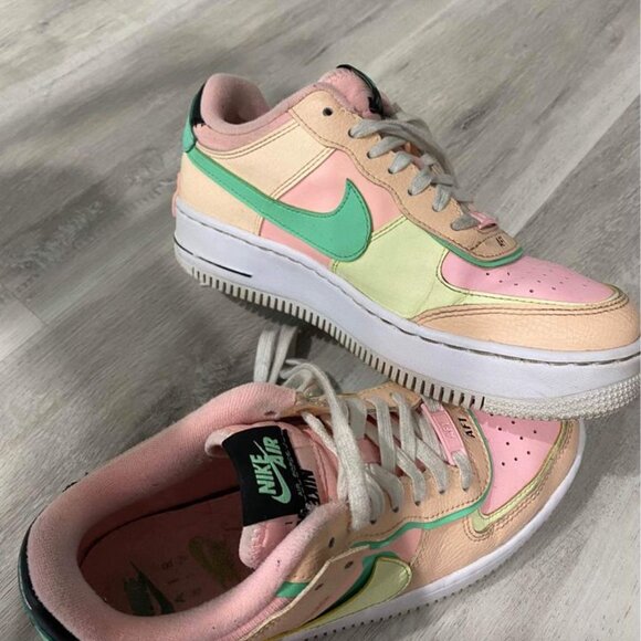 Wmns Air Force 1 Shadow 'Arctic Punch Barely Volt' - Picture 6 of 10